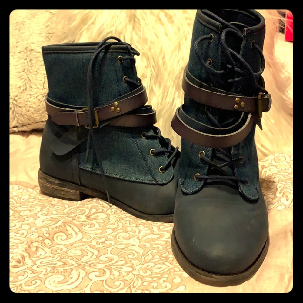Denim Booties 💙💙💙